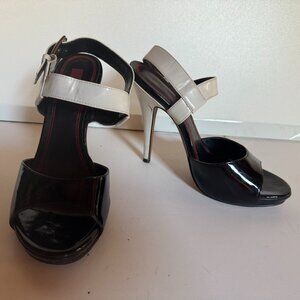 Saks 5/48 Black & White Strappy Stillettos